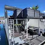 Floating House - Marina Pearl 아파트 포르토로즈