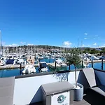 아파트 Floating House - Marina Pearl 포르토로즈