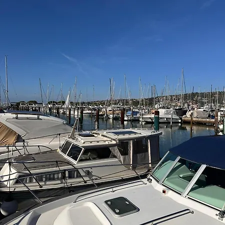 Apartment Floating House - Marina Pearl