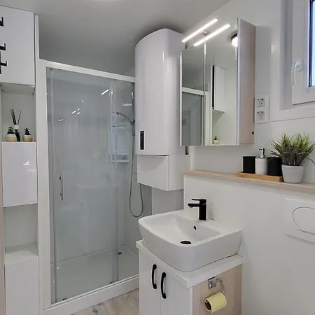 Floating House - Marina Pearl Apartment