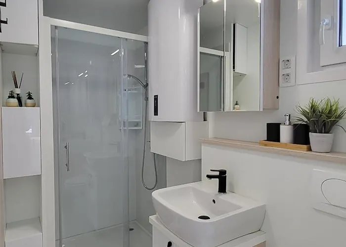 Floating House - Marina Pearl Apartment