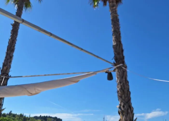 Floating House - Marina Pearl Apartment